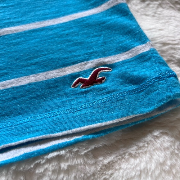 Hollister Quarter Sleeve Tee - Picture 4 of 5